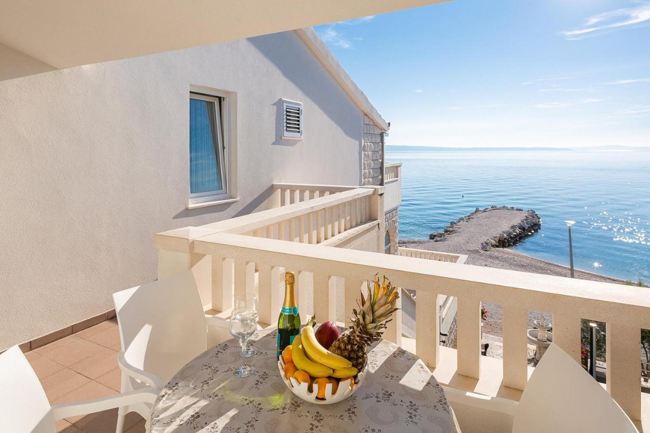 Apartmani Kaštelančić Podstrana Bagian luar foto