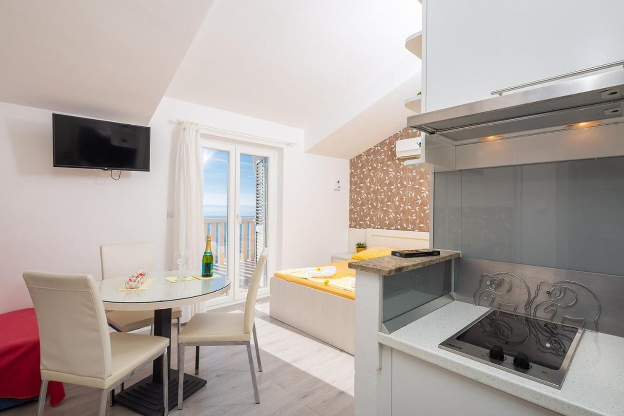 Apartmani Kaštelančić Podstrana Bagian luar foto