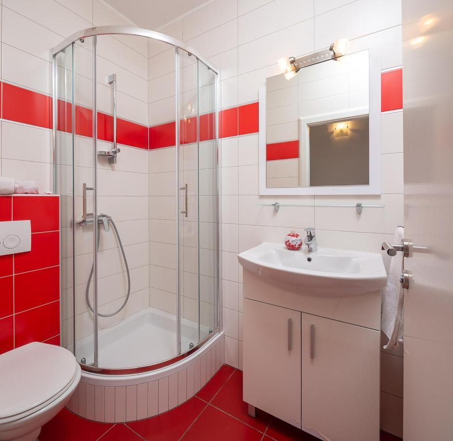 Apartmani Kaštelančić Podstrana Bagian luar foto