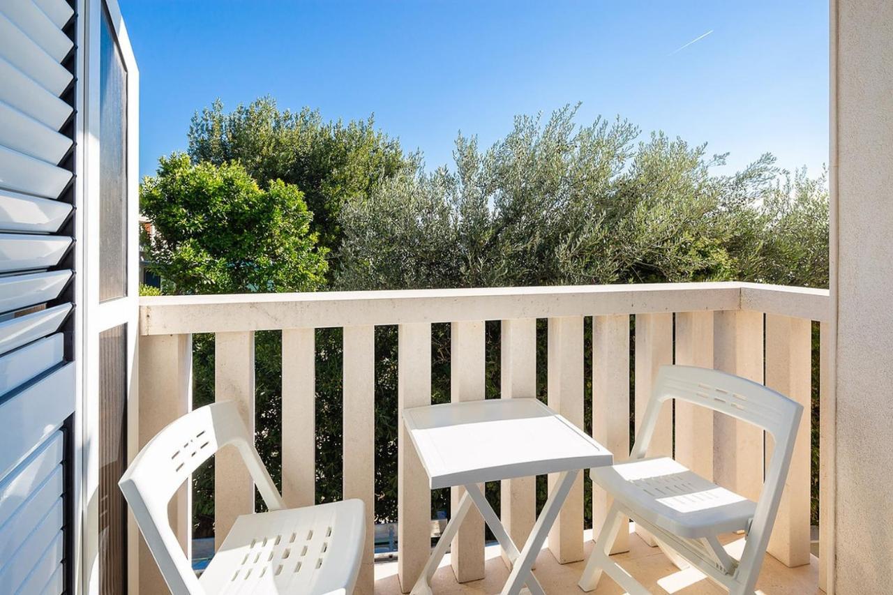 Apartmani Kaštelančić Podstrana Bagian luar foto