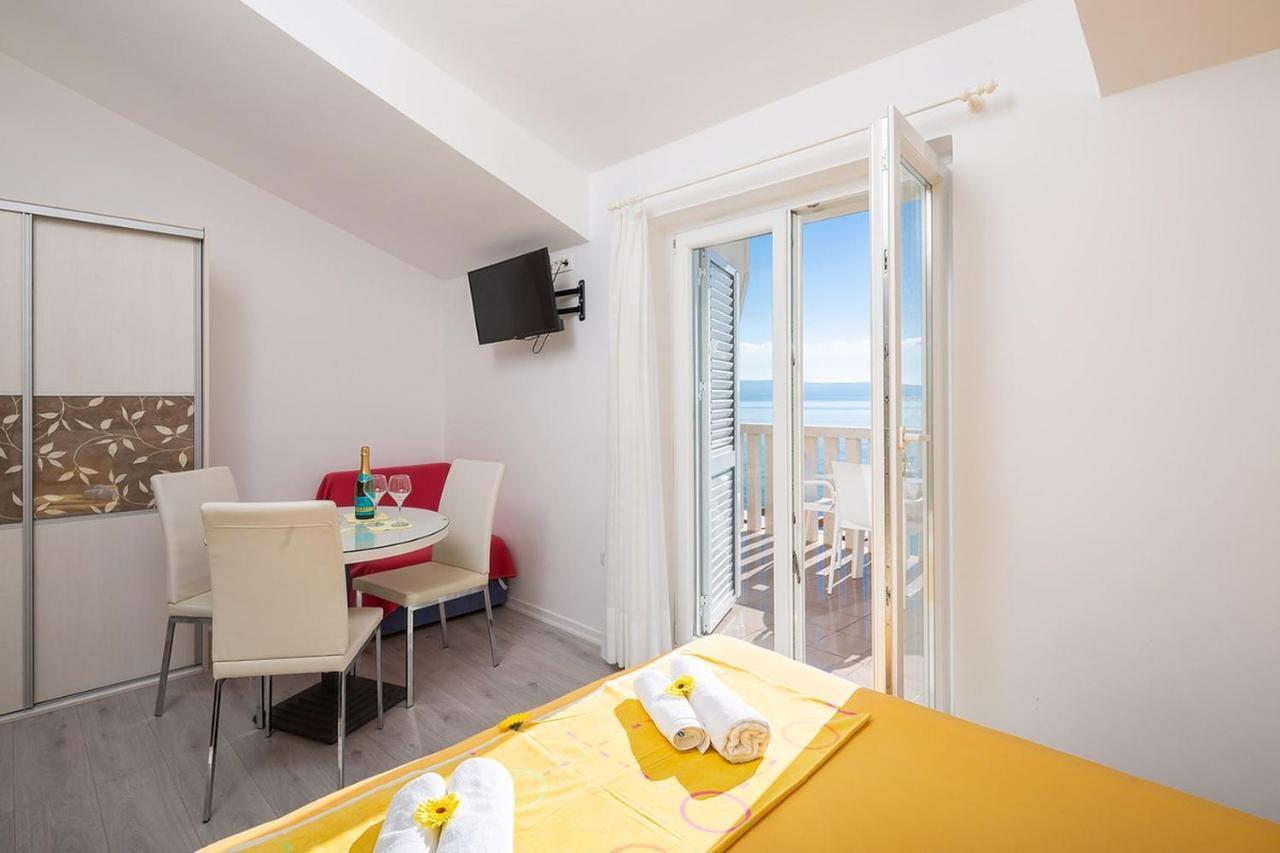 Apartmani Kaštelančić Podstrana Bagian luar foto